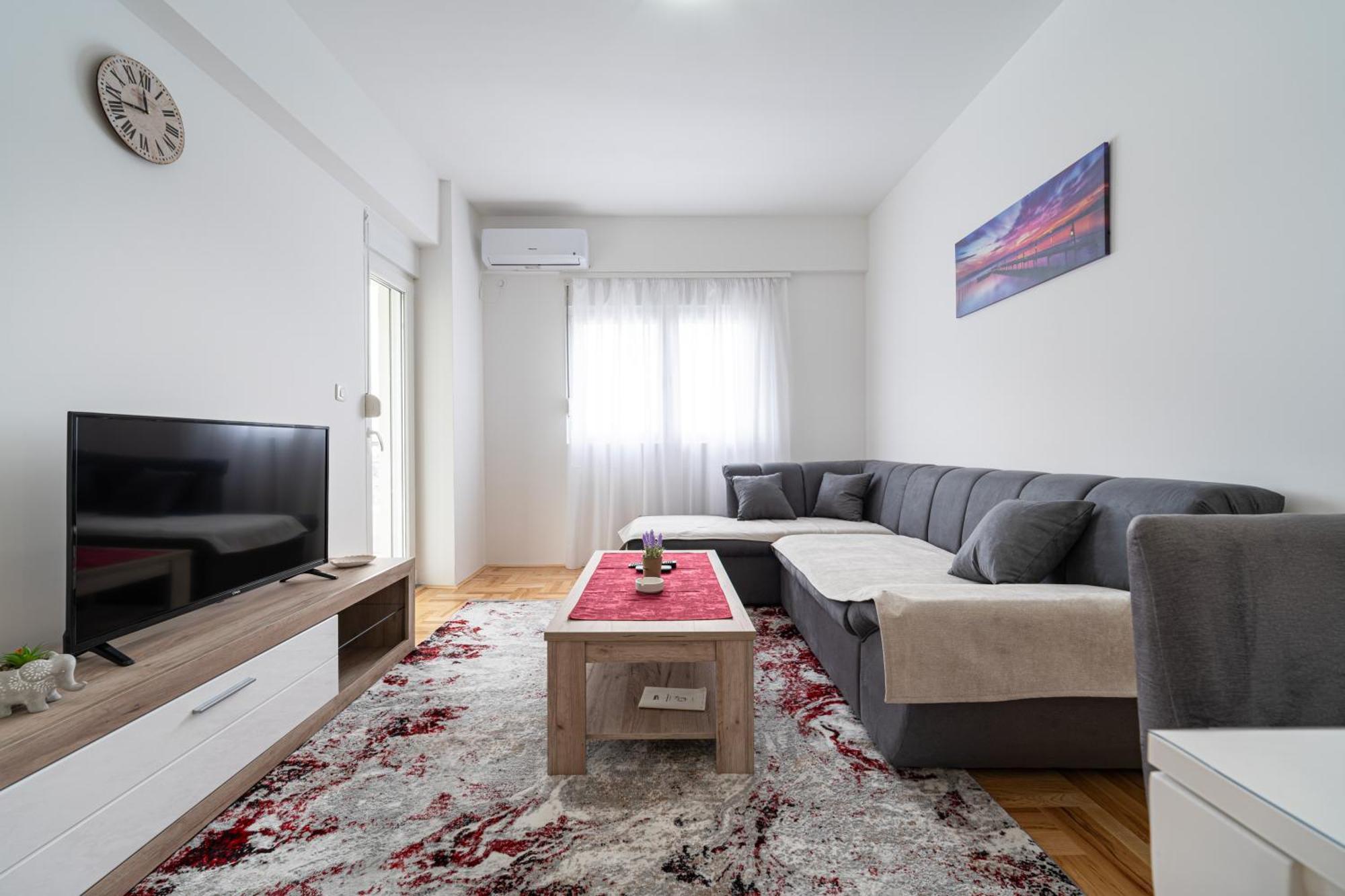 포드고리차 Tuski Put Apartman 아파트 외부 사진
