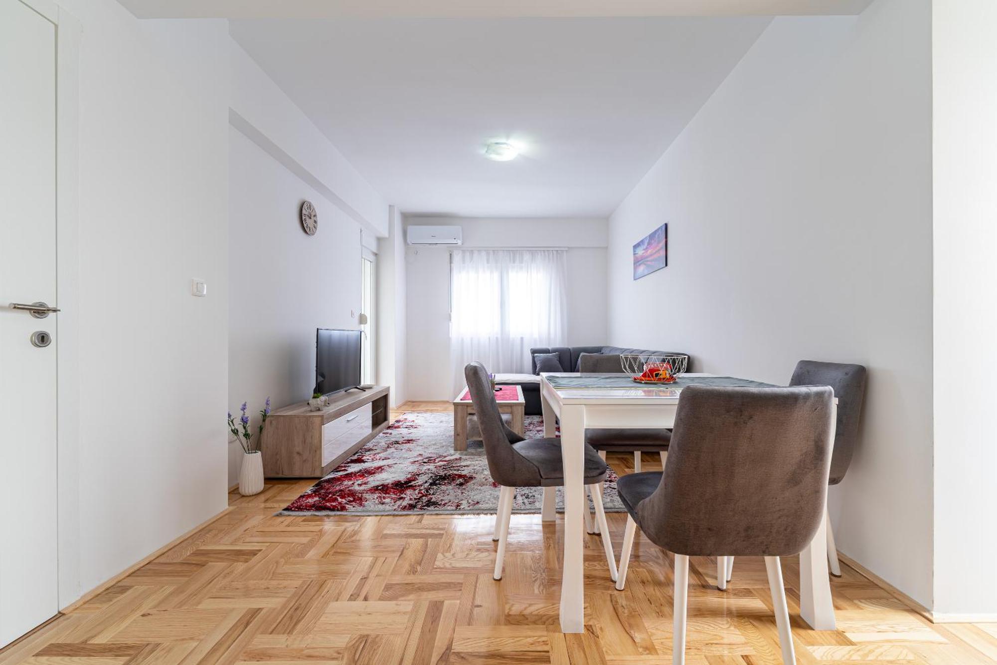 포드고리차 Tuski Put Apartman 아파트 외부 사진
